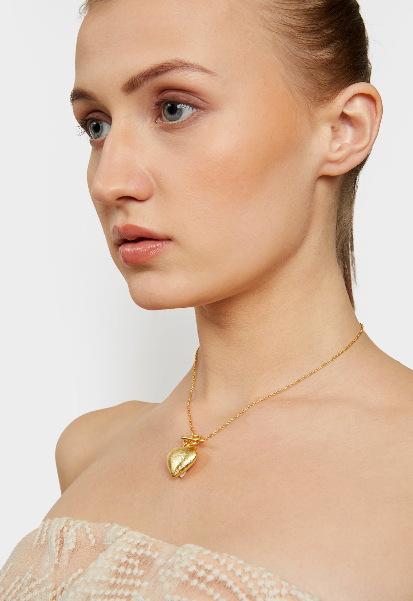 my locked up heart golden necklace