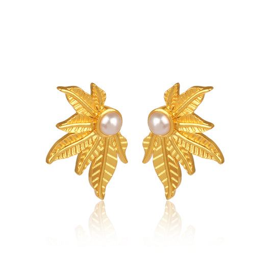 The modern girl's bold and beautiful golden pearl earrings.