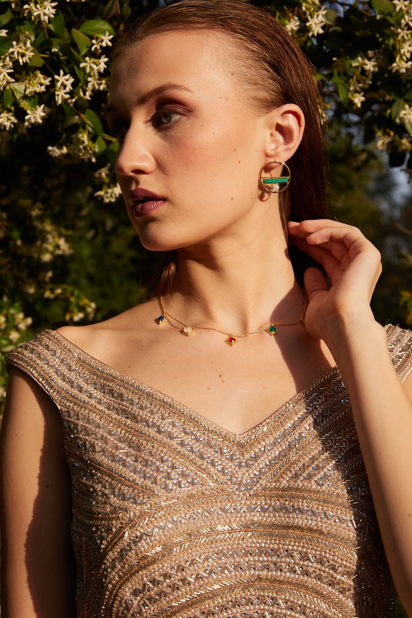 Effortlessely chic and stylish golden geometric earrings