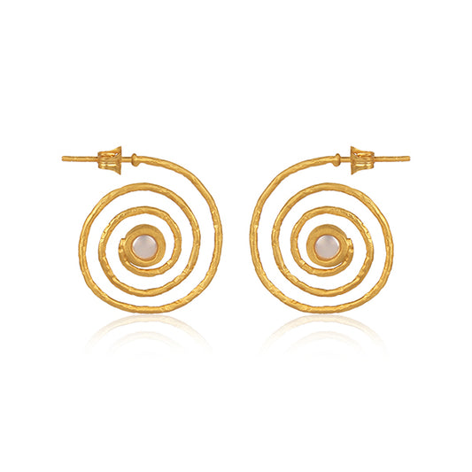 The entangled golden pearl earrings