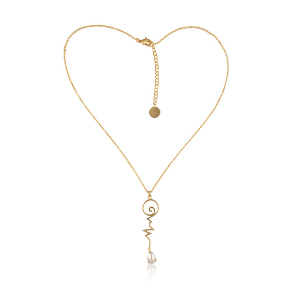 the beating hearts pearl golden necklace
