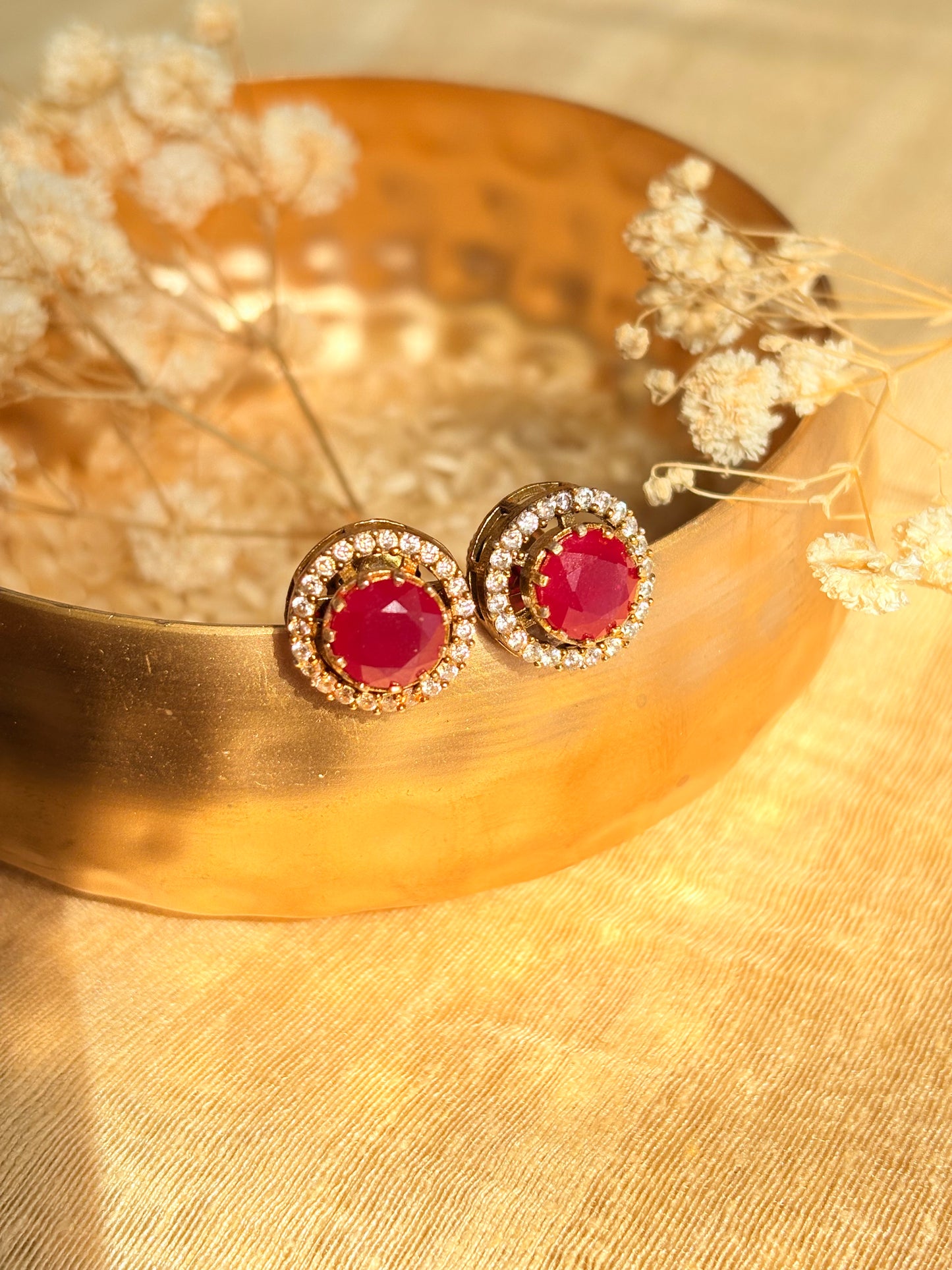 royal ruby round studs