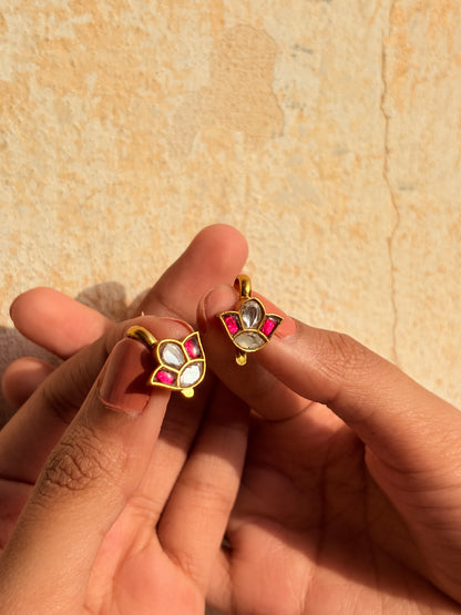 Kesariya Glow Ear Cuff