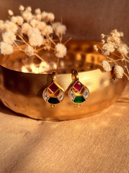 Noor Elegance Ear Cuff