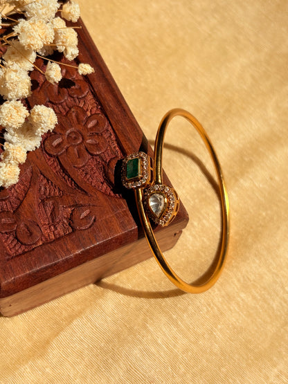 The regal emerald trio cuff