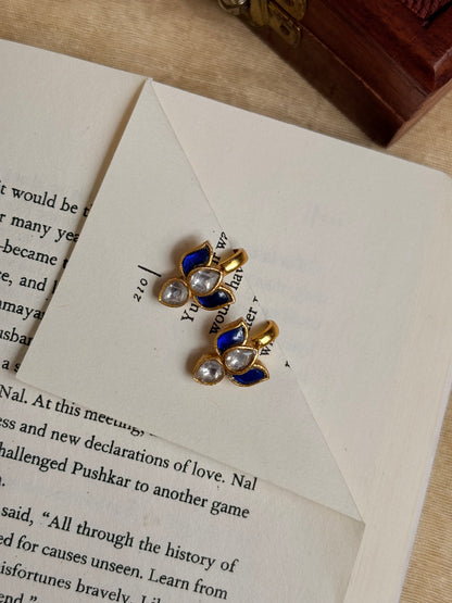 Morni Neel Stone Silver Ear Cuff