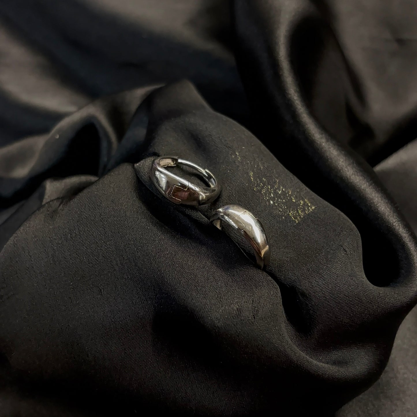 Nopeq Stylish Mens Jewellery Kaju Bali | Salman Khan Bollywood Style Ear Rings 