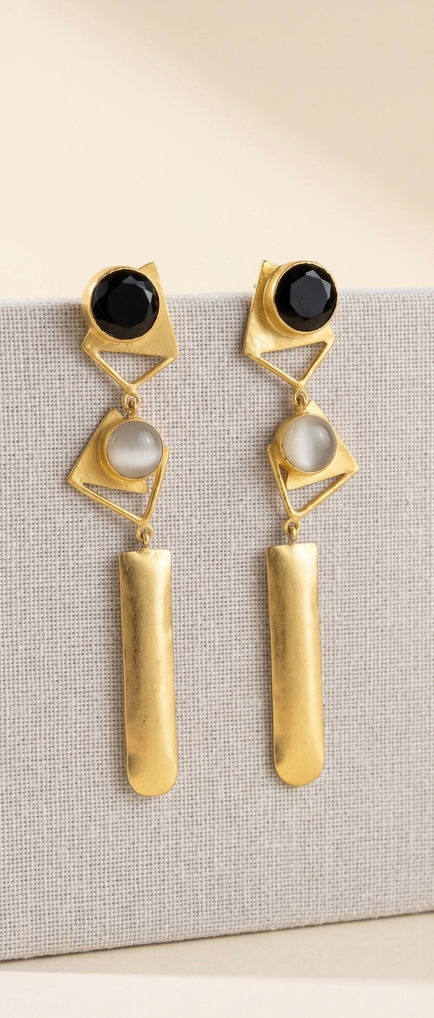 Prism Noir Earrings